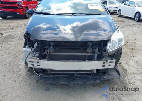 2013 Toyota Prius Two z USA, uszkodzony, nr VIN JTDKN3DU6D5646936